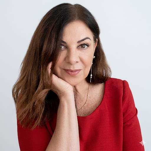 Ritratto di Ana Maria Uzqueda — avvocata, mediatrice e formatrice ADR